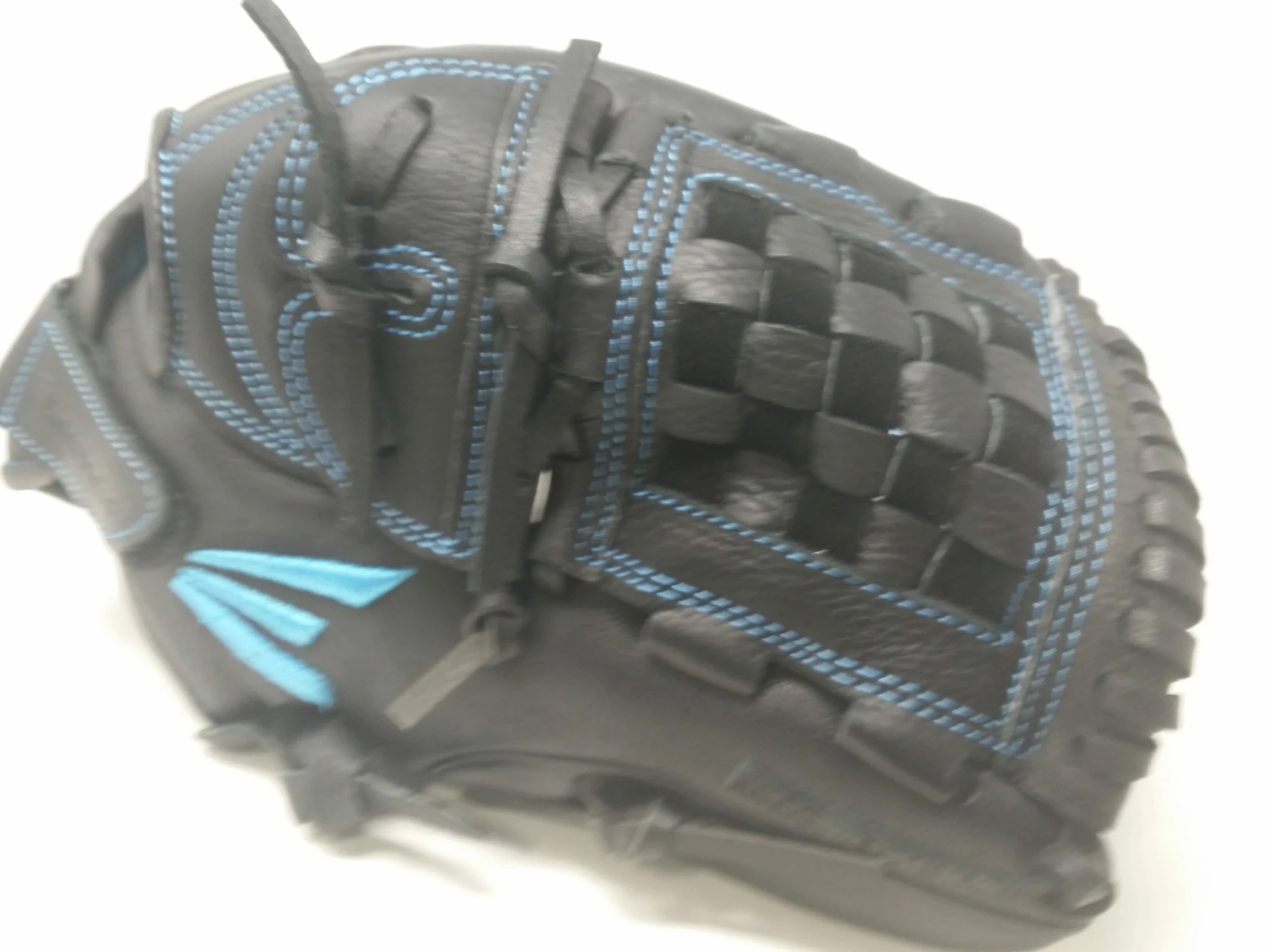 New No Tags Easton Black Pearl Series RHT 12.5" Fastpitch Softball Glove Black - Image 2