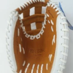 New Easton Professional Softball Series PC2FP RHT 34" Fastpitch Catcher's Mitt