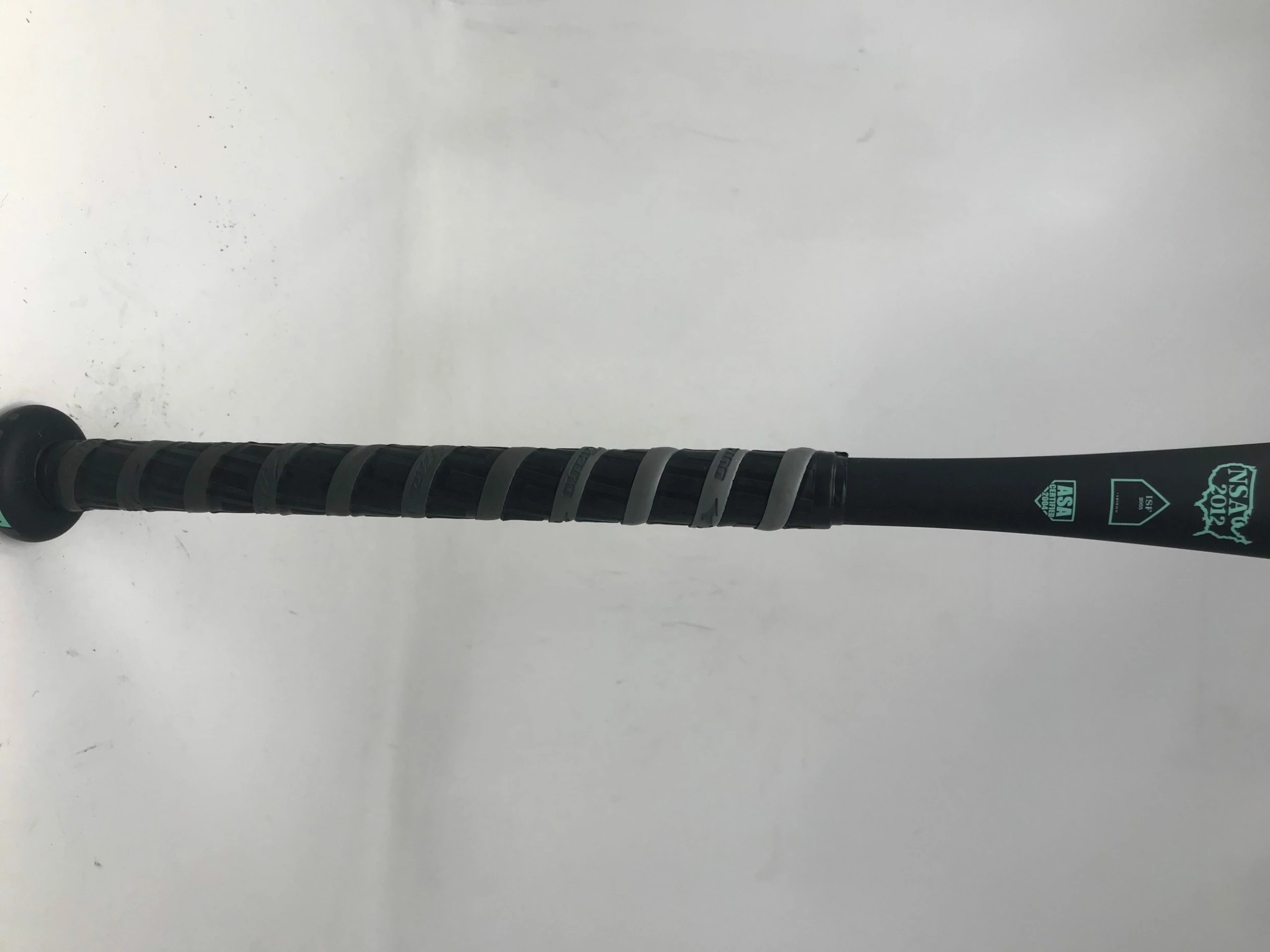 Used Mizuno F19 Carbon 33/23 340477 Fastpitch Softball Bat Black/Green - Image 3