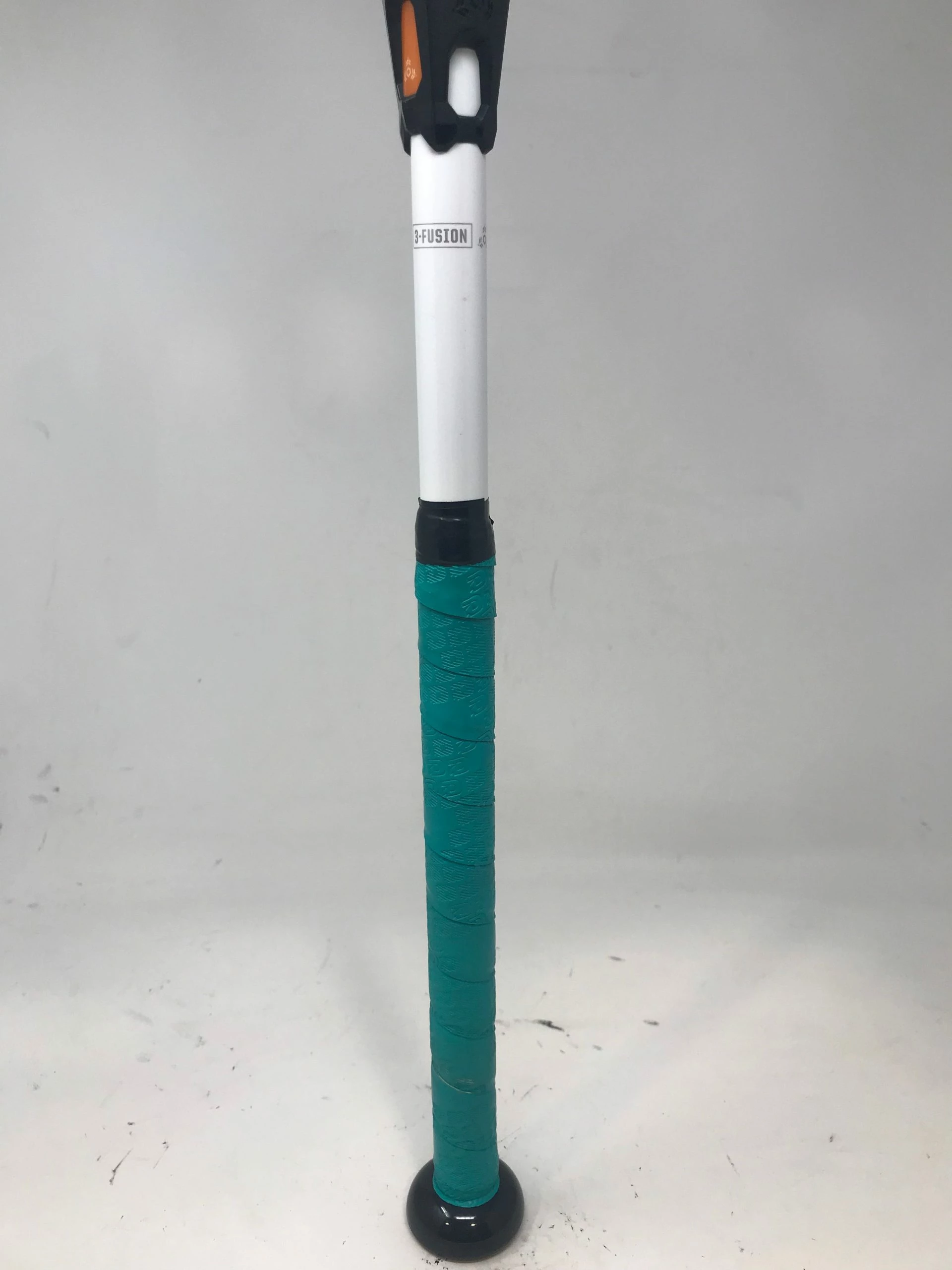 Used DeMarini CFX 2018 Sprite 33/22 CFS-18 Fastpitch Softball Bat (-11) NIW - Image 3