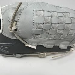 New Other Easton Ghost Fastpitch Series 12.75" RHT Softball Glove Off-White