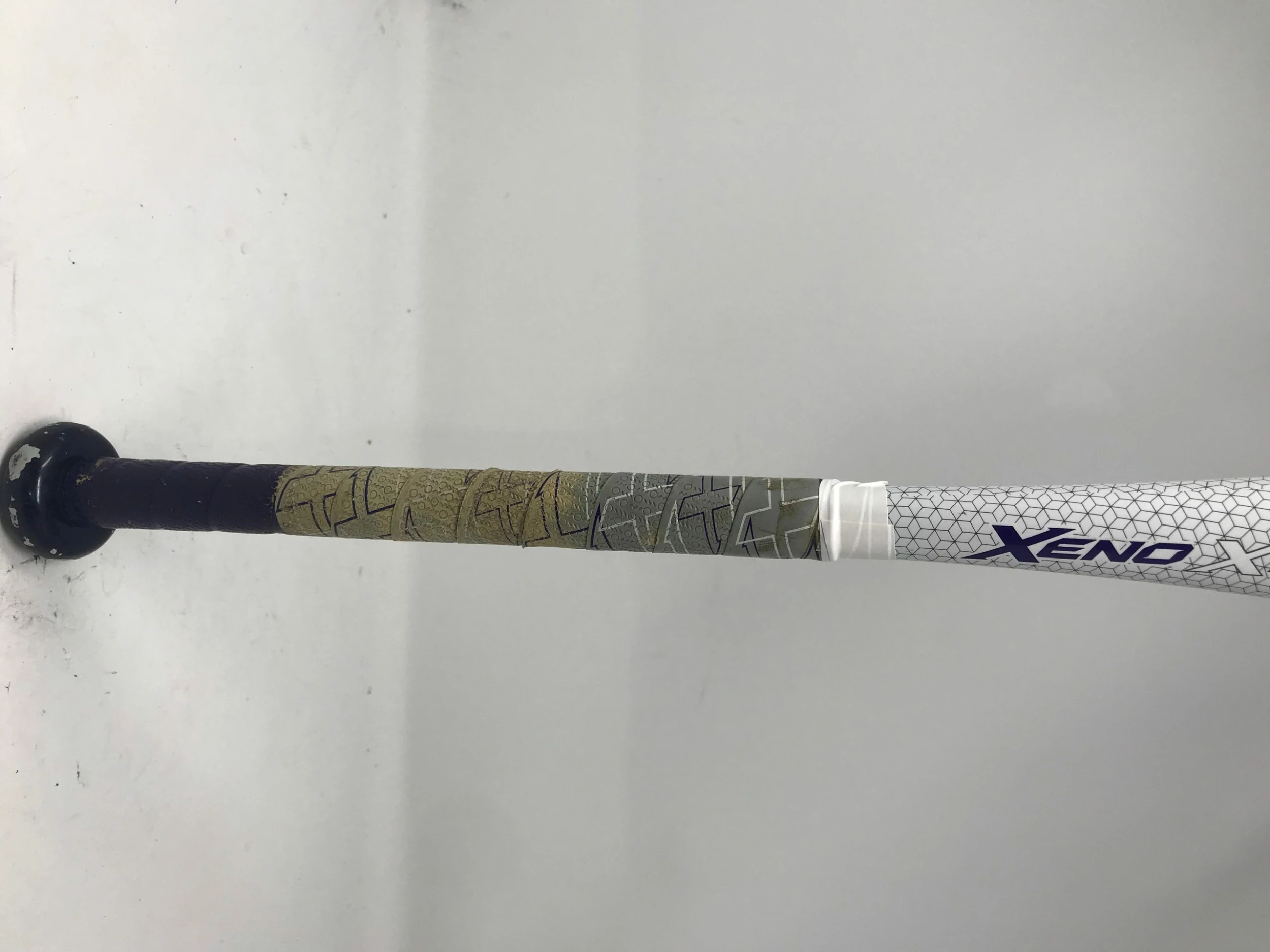 LOUISVILLE SLUGGER Used, Louisville XENO WTLFPXN18A10 32/22 Fastpitch Softball Bat 2 1/4 - Image 3