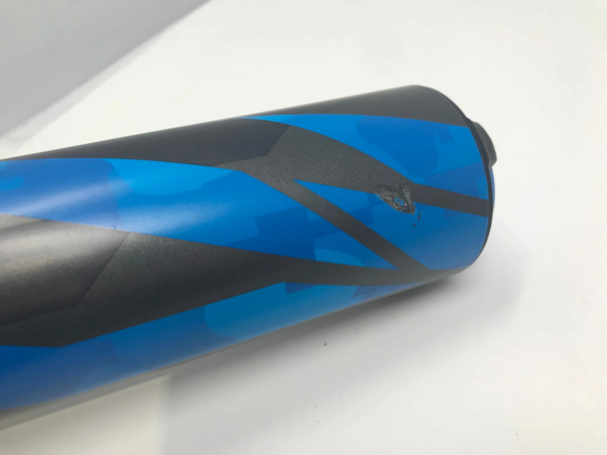 Used! DeMarini 2019 33/23 CF Zen (-10) Fastpitch Softball Bat 2 1/4" Barrel - Image 4