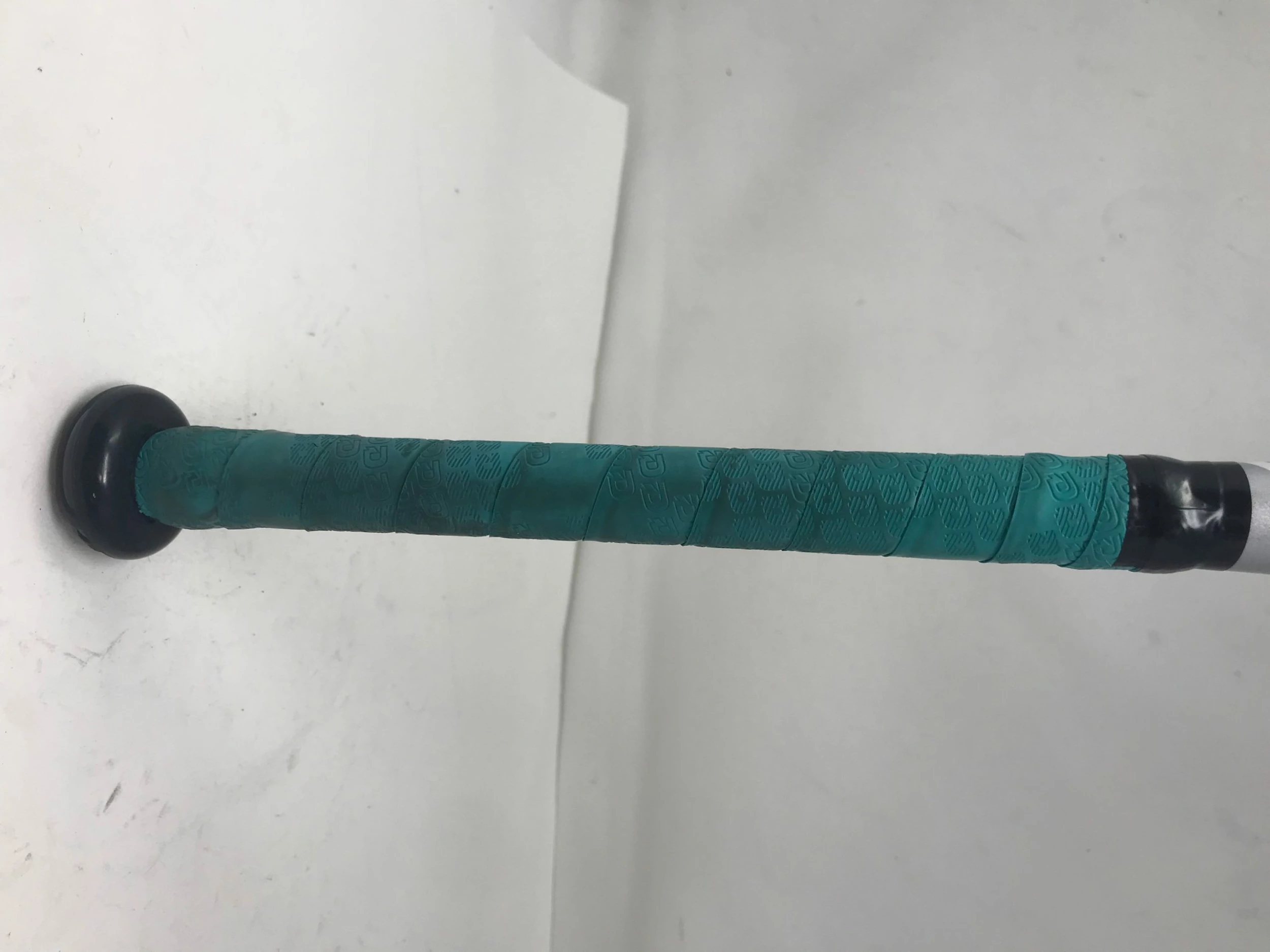 Used DeMarini 2019 Vendetta -12 Fastpitch Bat 2 1/4 32/20 C6 Composite - Image 4