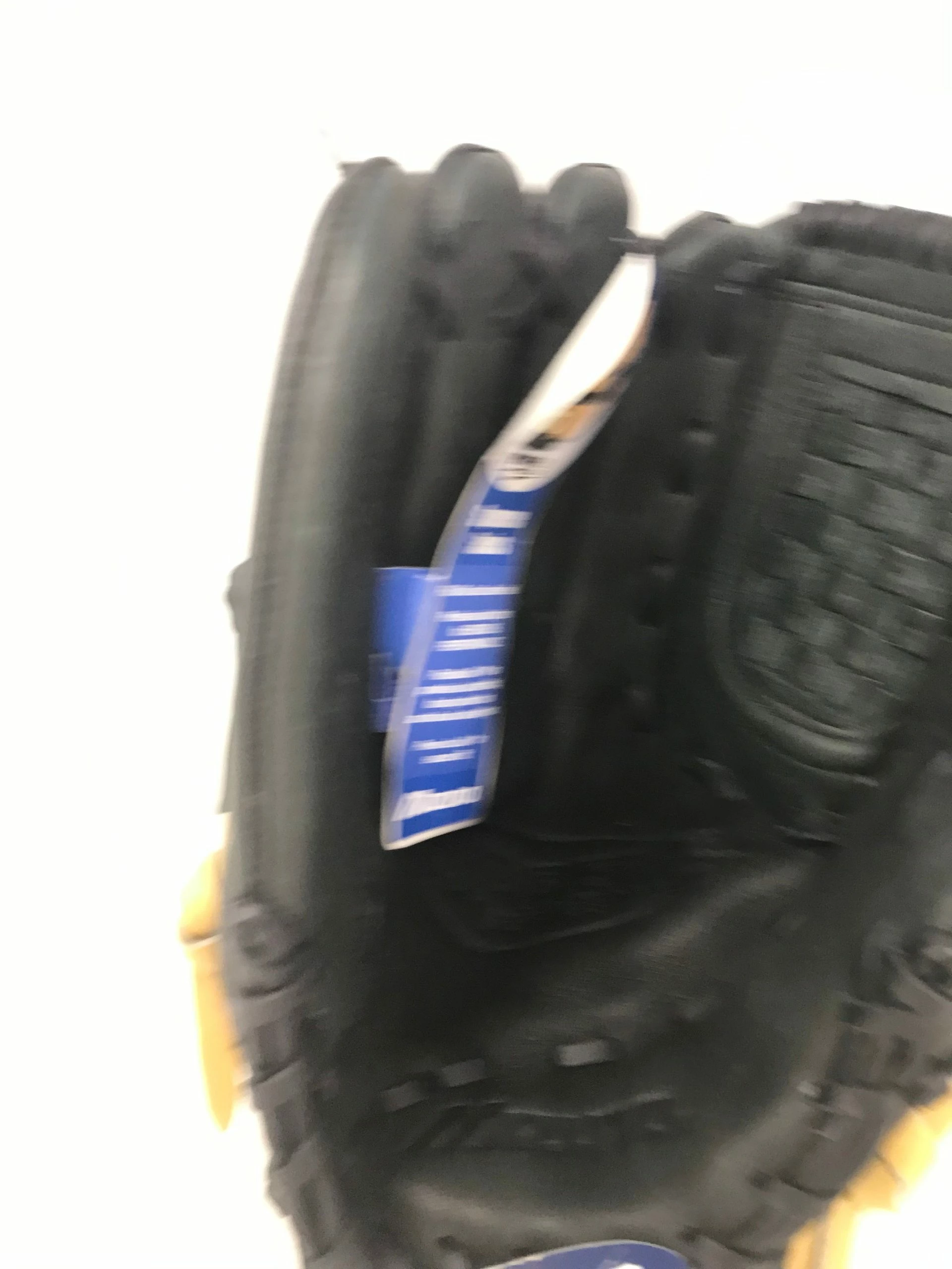 New Mizuno Supreme GSP1253 12.50-Inch Softball Fielder's Mitt LHT Black/Tan